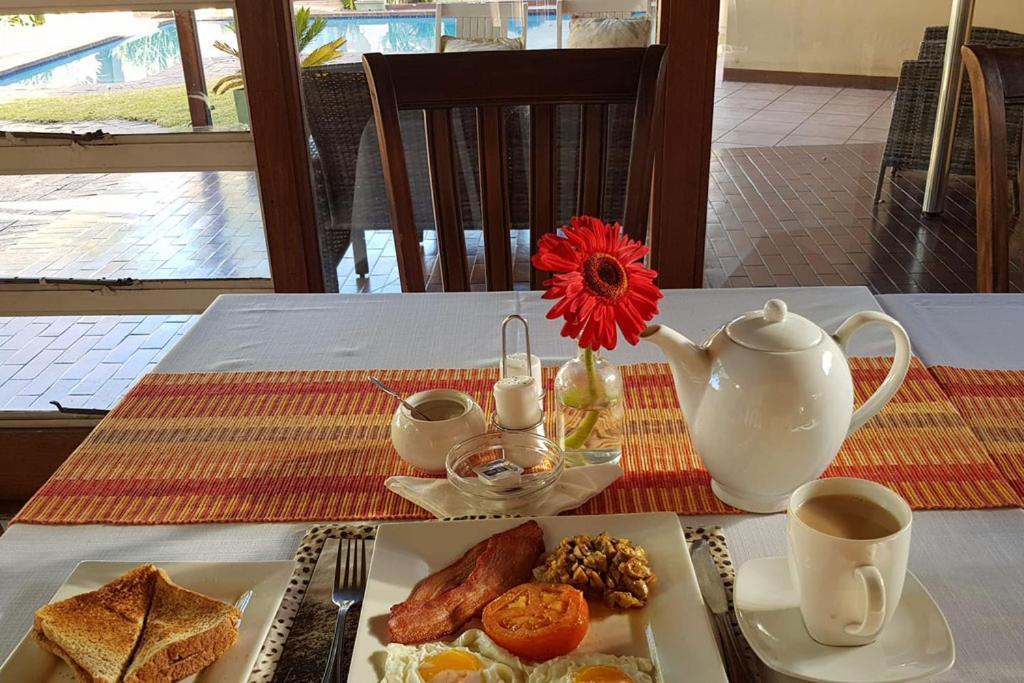 Somona Guest House Johannesburg Esterno foto