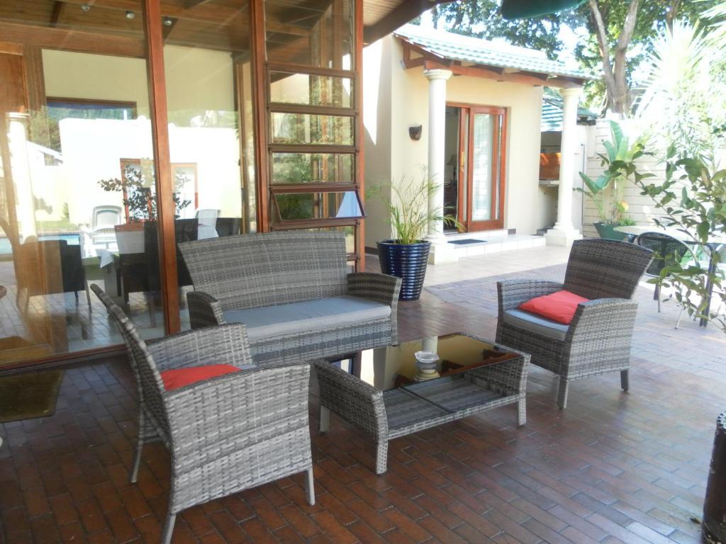 Somona Guest House Johannesburg Esterno foto